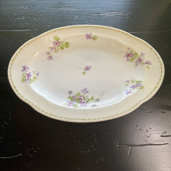 VINTAGE, B&T LIMOGES FRANCE, 12” PLATTER. PURPLE VIOLETS ON WHITE BACKGROUND. - Picture 1 of 6